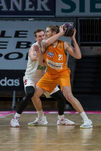 游泳小将 游泳小将