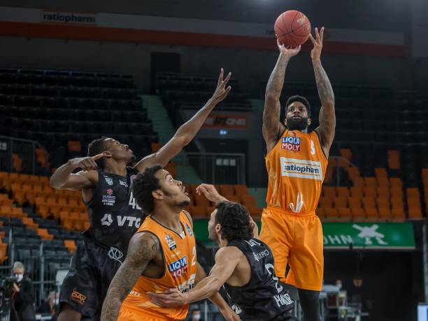 他们一同抚 他们一同抚